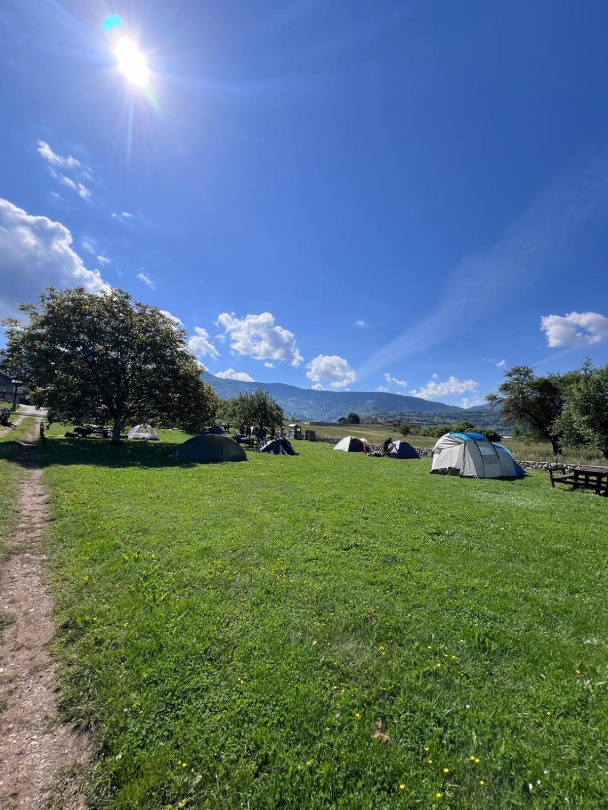 Camp Hotel Lake Views بلاف المظهر الخارجي الصورة