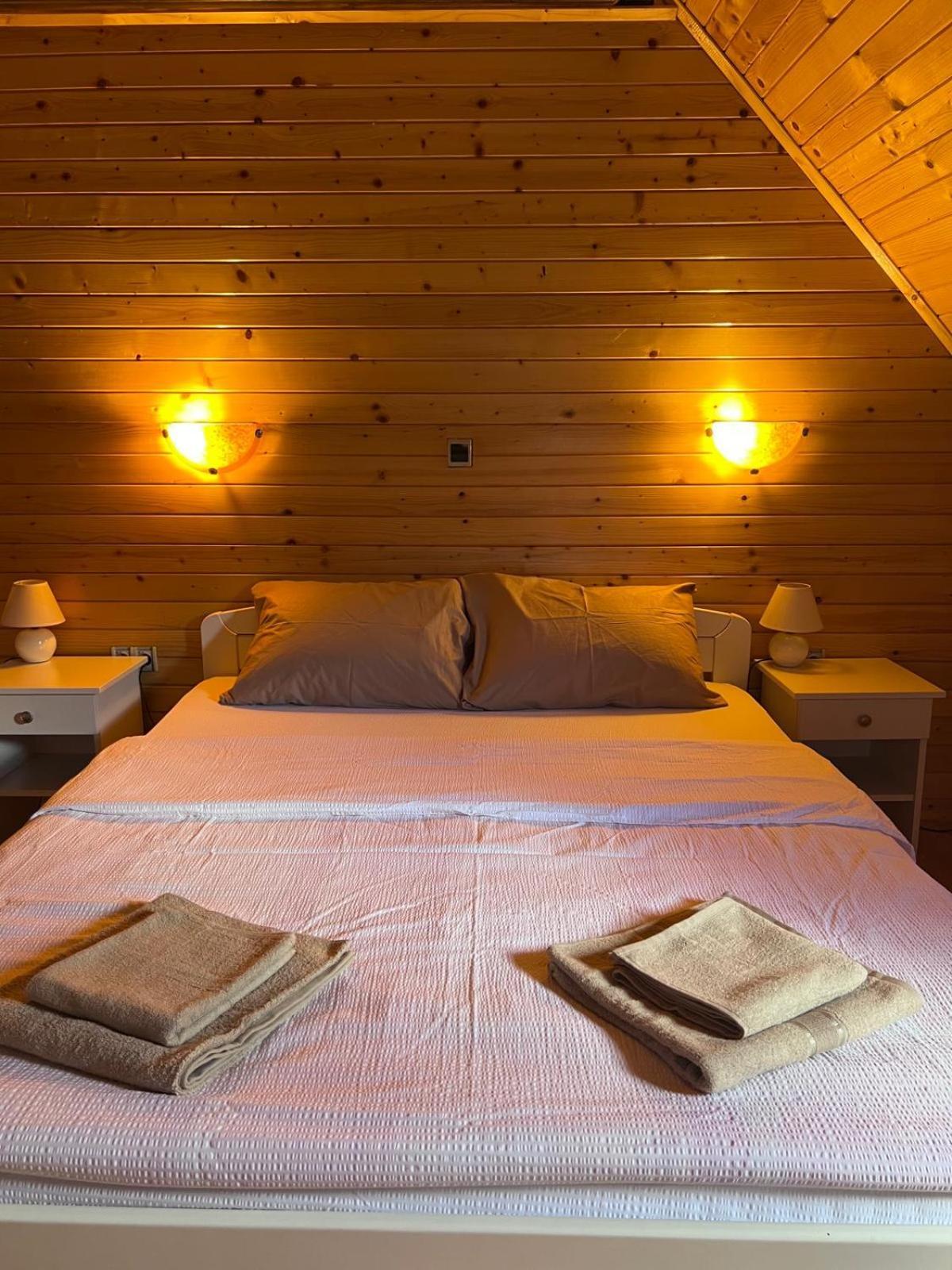 Camp Hotel Lake Views بلاف المظهر الخارجي الصورة